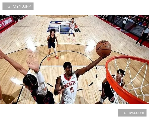 顶级联赛风波：关键失误引爆球迷质疑，媒体聚焦赛场表现