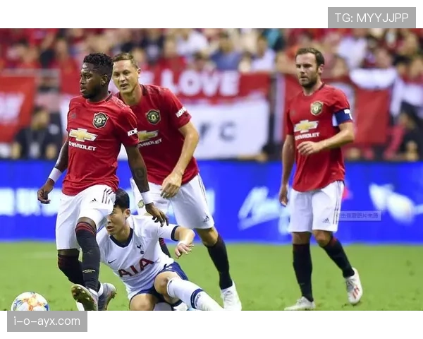 里尔队边路进攻火力全开，强势助推争冠征程